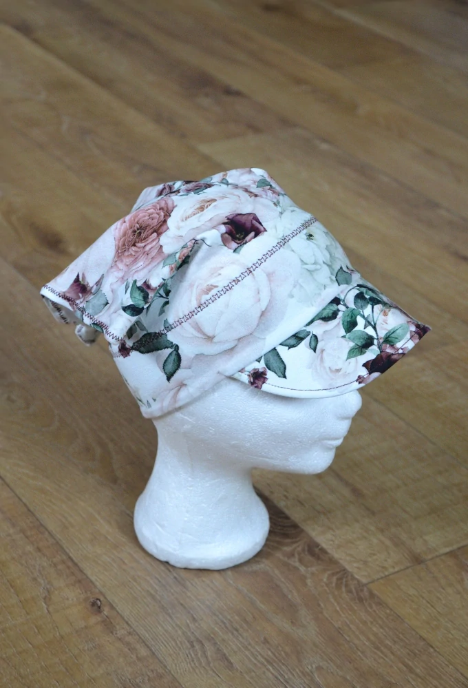 Dětský šátek s kšiltem "Jemná růže" vel. 50-52/3cm