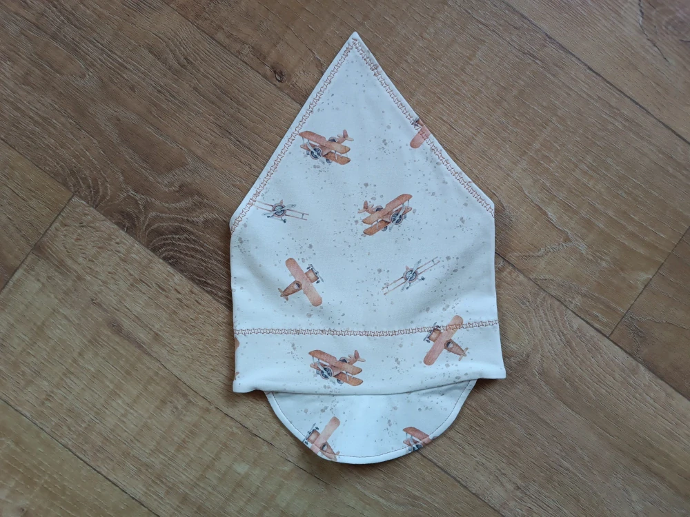 Dětský šátek s kšiltem "Letadla" vel. 45-47cm