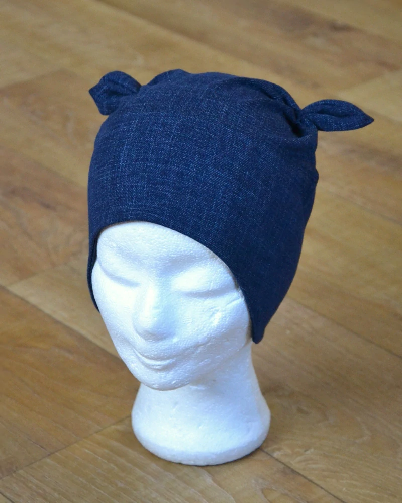 Čepice tvarovaná s oušky "Jeans"
