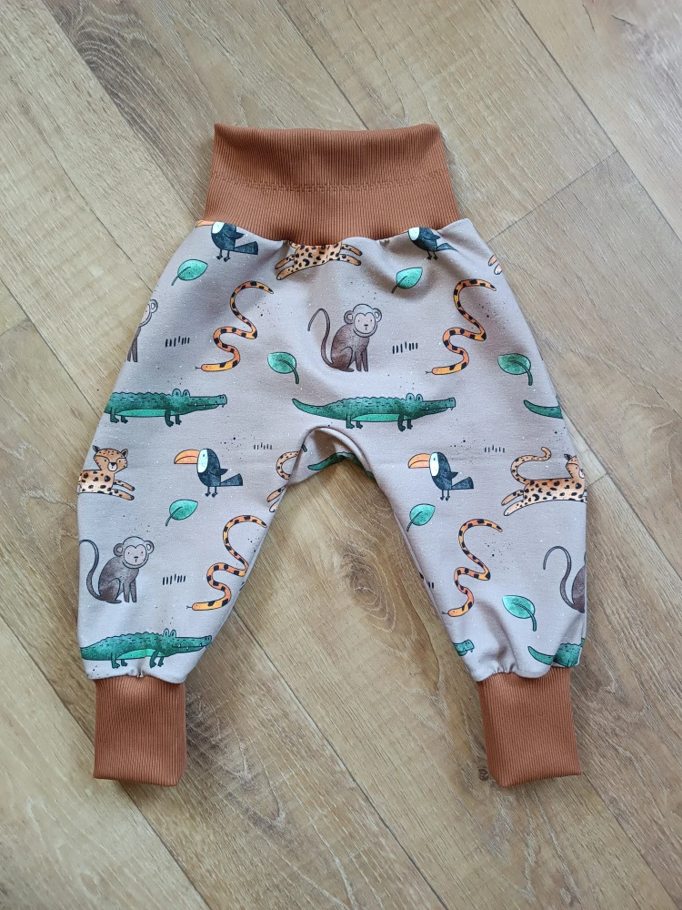Rostoucí háremky s klínem v rozkroku "ZOO"