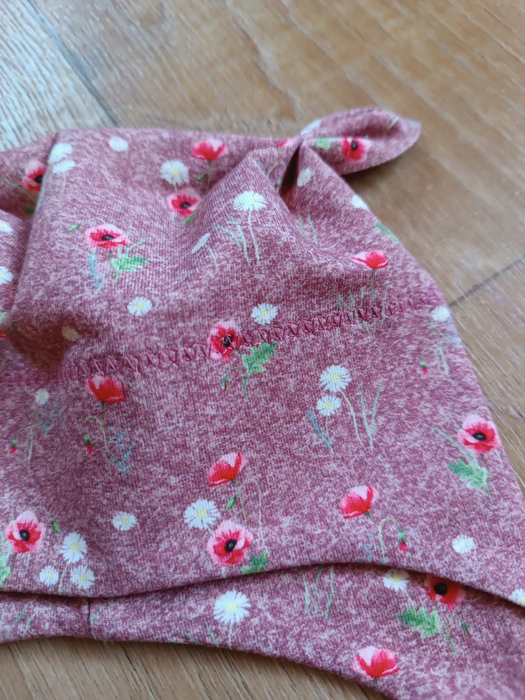 Čepice na zavazování s oušky "Makové pohlazení" vel. 39-43cm