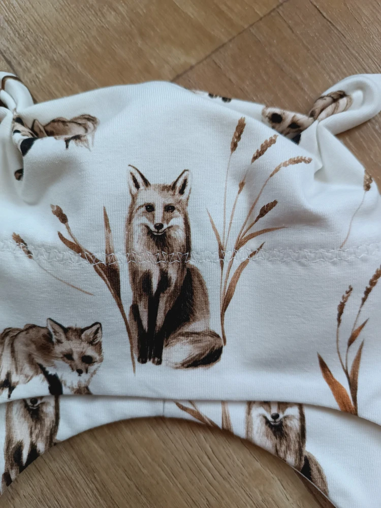 Čepice na zavazování s oušky "Lišky" vel. 39-43cm