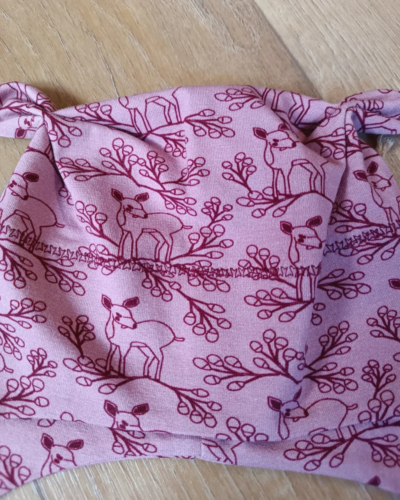 Čepice na zavazování s oušky "Srnky a větvičky" vel. 43-47cm