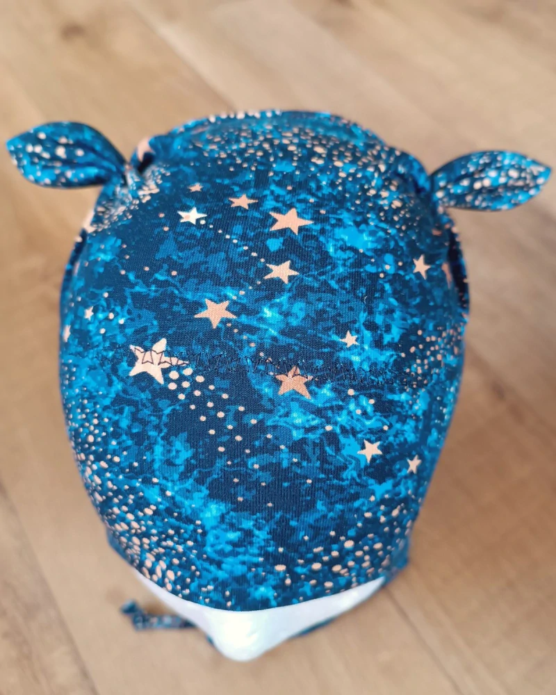 Čepice na zavazování s oušky "Noční nebe" vel. 47-51cm