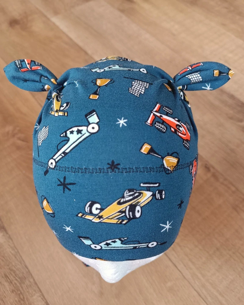 Čepice na zavazování s oušky "Formule na modré" vel. 47-51cm