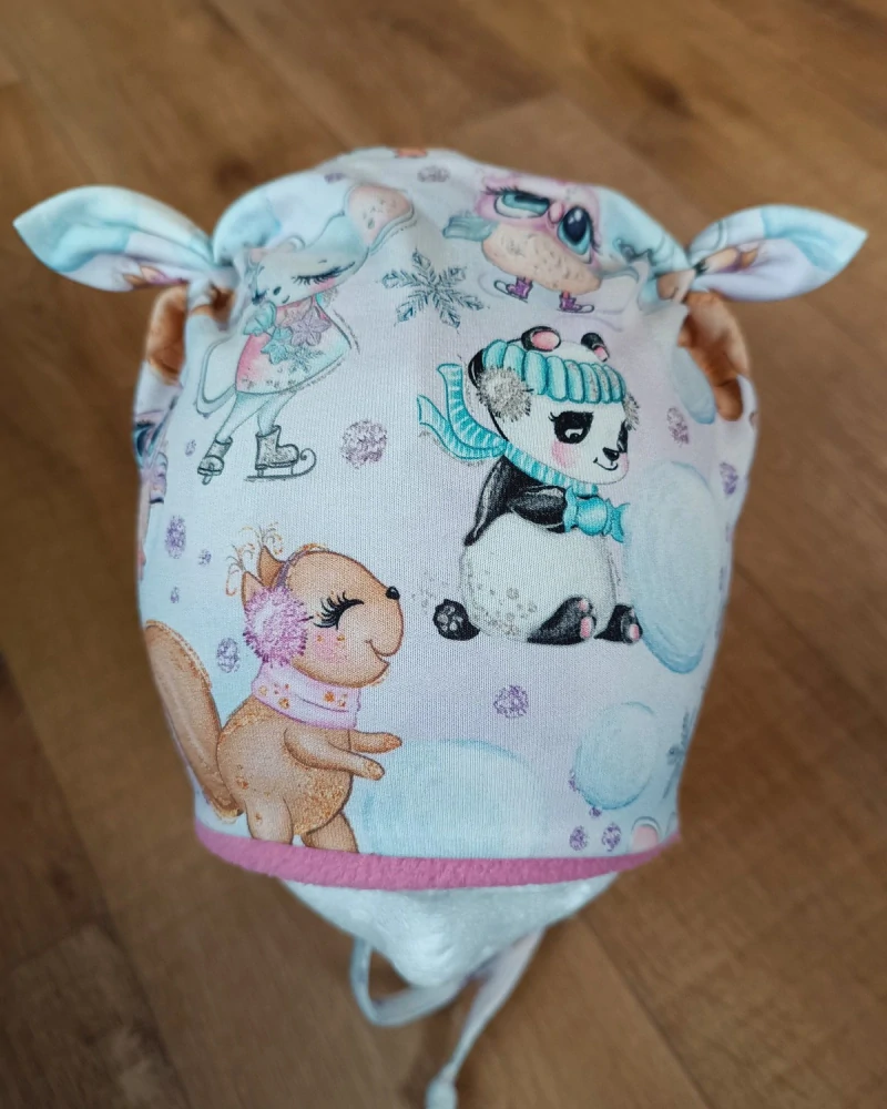 Zimní čepice na zavazování s oušky "Malovaná zima + pudrový fleece"
