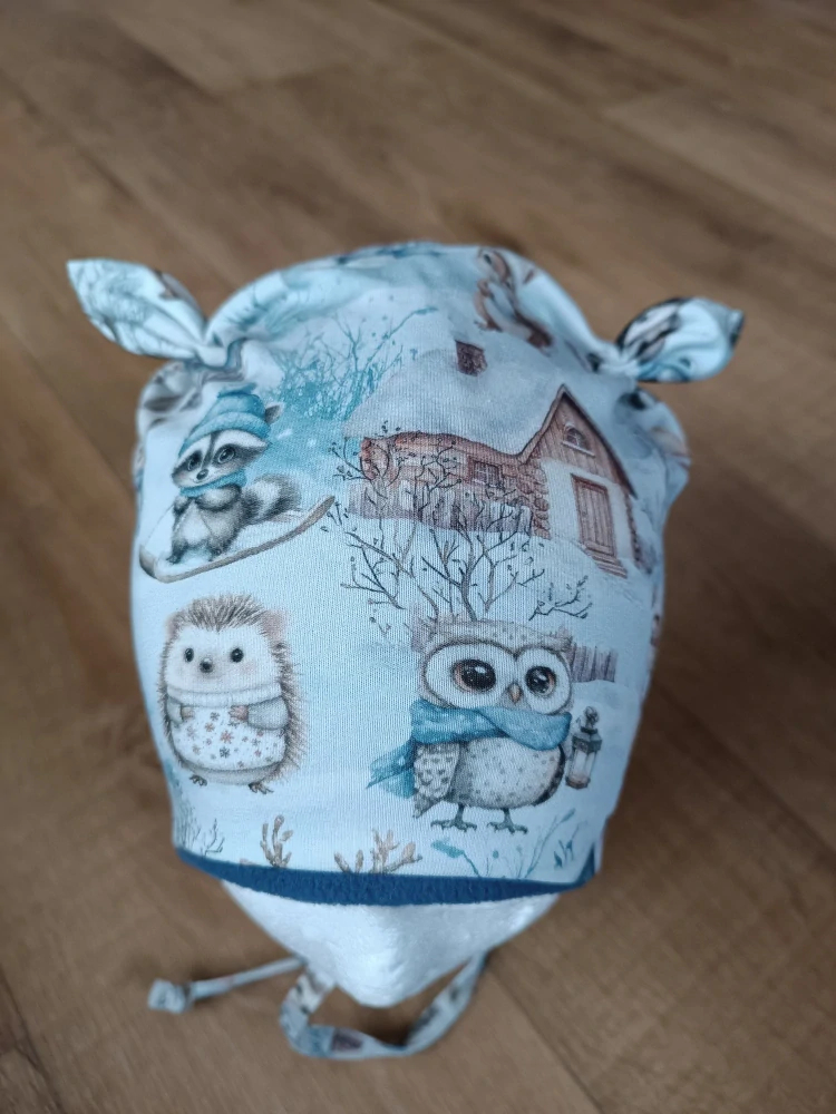 Zimní čepice na zavazování s oušky "Zimní radovánky + jeans fleece"