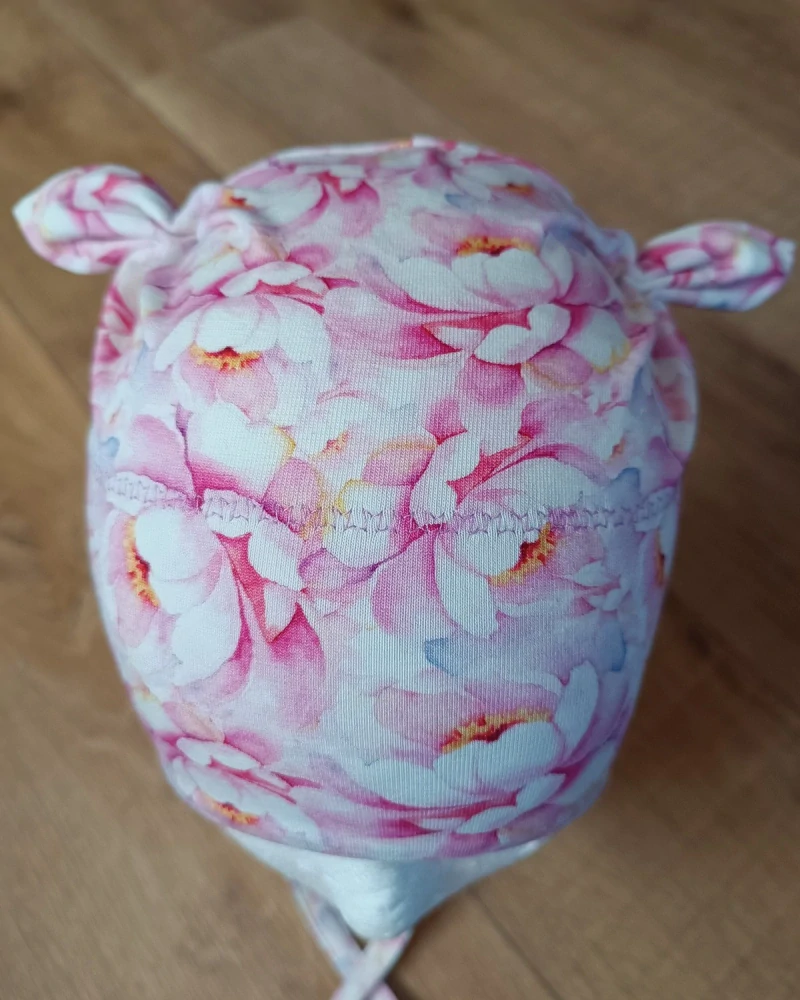 Čepice na zavazování s oušky "Magnolie"