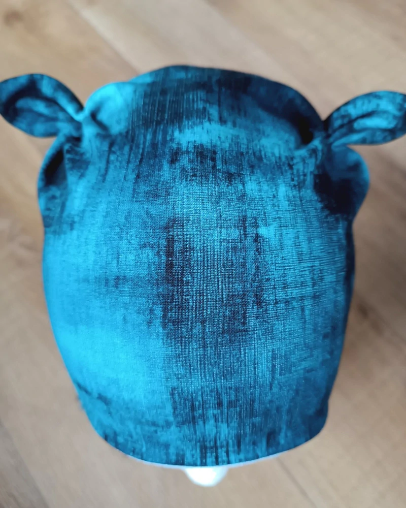 Zimní čepice na zavazování s oušky "Betonový tyrkys + světlý tyrkys fleece"