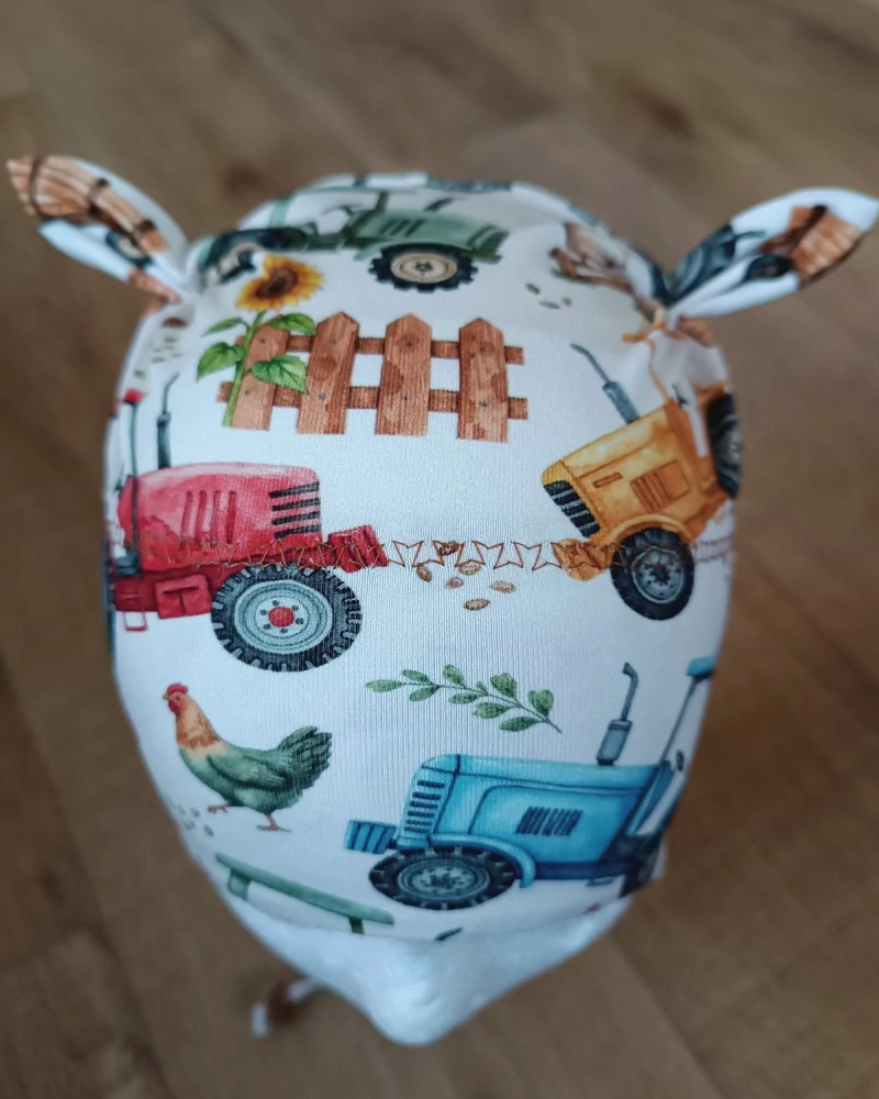 Čepice na zavazování s oušky "Farma"