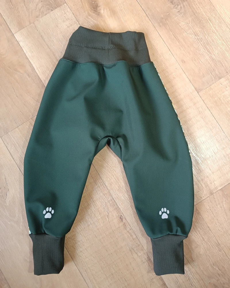 Rostoucí softshellové kalhoty "Táborová výprava" + Khaki softshell