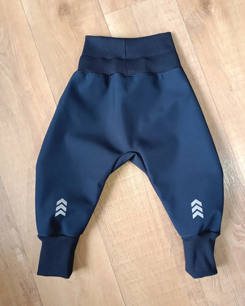 Rostoucí softshellové kalhoty "Autíčkový svět" + tmavě modrý softshell