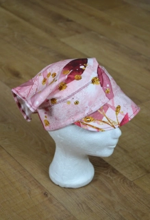 Dětský šátek s kšiltem "Ohňové listy" vel. 50-52/3cm