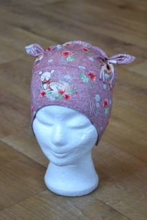 Čepice tvarovaná s oušky "Koloušek na louce" vel. 47-51cm