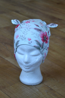 Čepice tvarovaná s oušky "Růžová zahrada" vel. 47-51cm