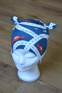 Čepice tvarovaná s oušky "Cesta městem" vel. 47-51cm