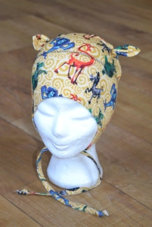 Čepice na zavazování s oušky "Madagaskar" vel. 47-51cm