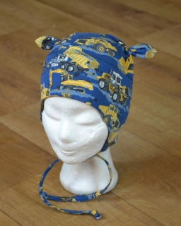 Čepice na zavazování s oušky "Bagříci a náklaďáky" vel. 47-51cm